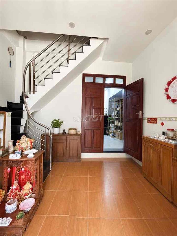 Chính chủ cần bán nhà Âu cơ,5p,