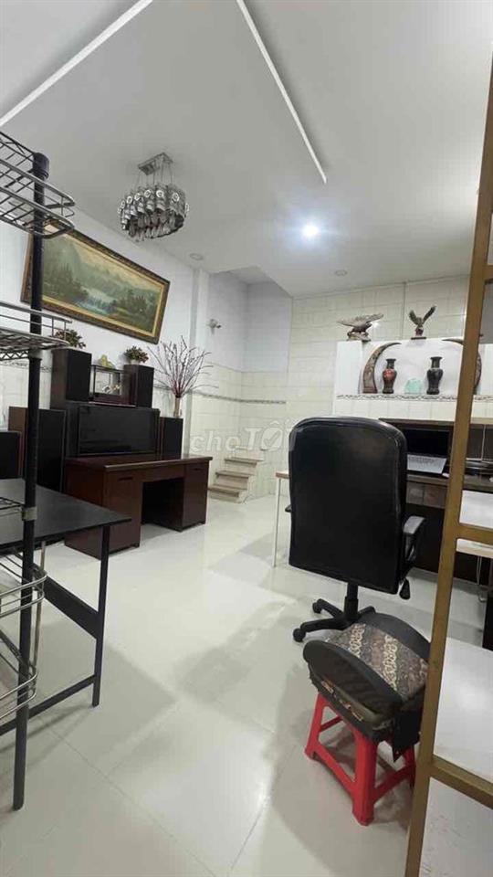 Âu cơ hẻm 5m có 4 tầng đúc thật 6.3ty