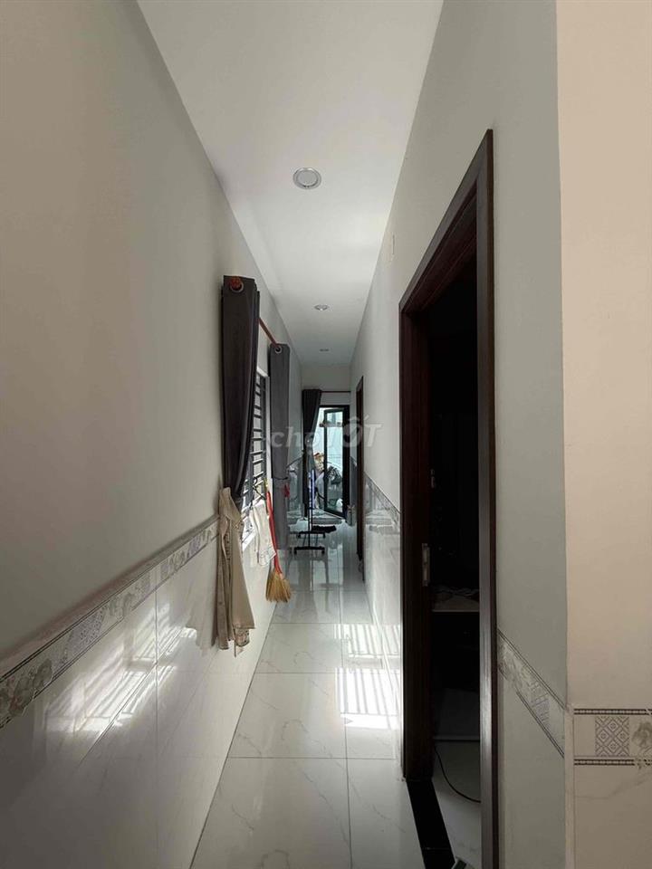 Nhà chính chủ  – Gần trường, chợ, tiện an cư