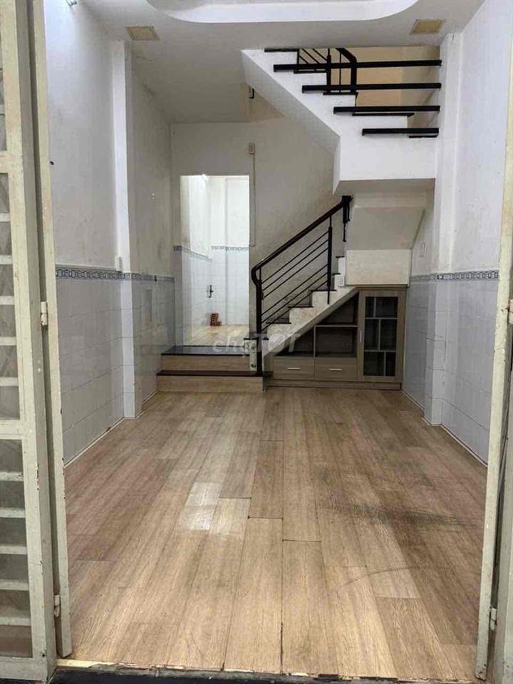 🏡 NHÀ 2 TẦNG HẺM HÒA BÌNH, TÂN PHÚ – 30M² – SỔ RIÊNG – 3,5 TỶ