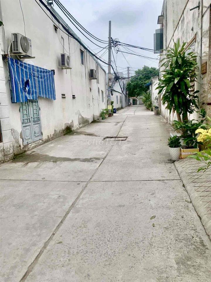 Chính chủ cần bán căn nhà tại đường Bình Thành, Phường Bình Tân.