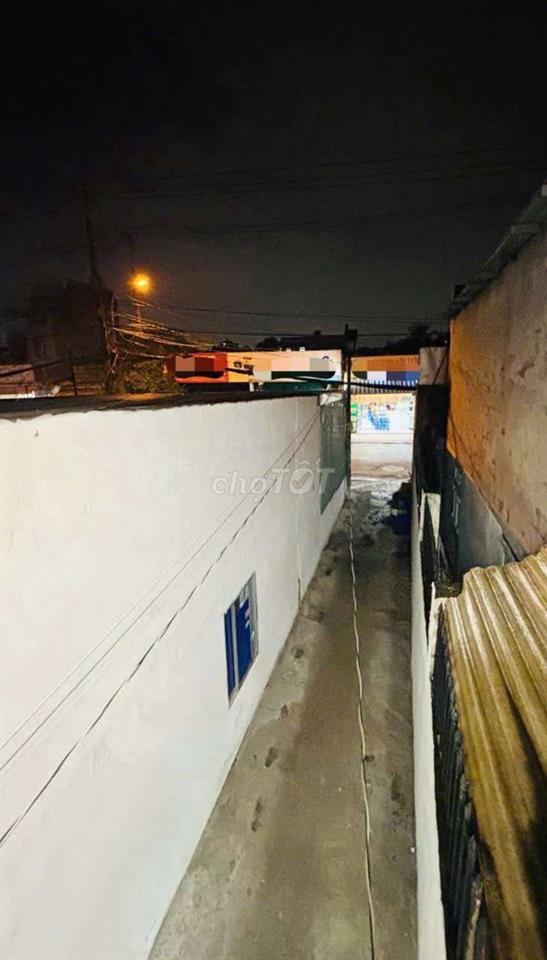 Nhà Mới 2 Tầng - 24m2 - 2PN - Gần Chợ Đầu Mối Hóc Môn - Gia Chỉ 1T39