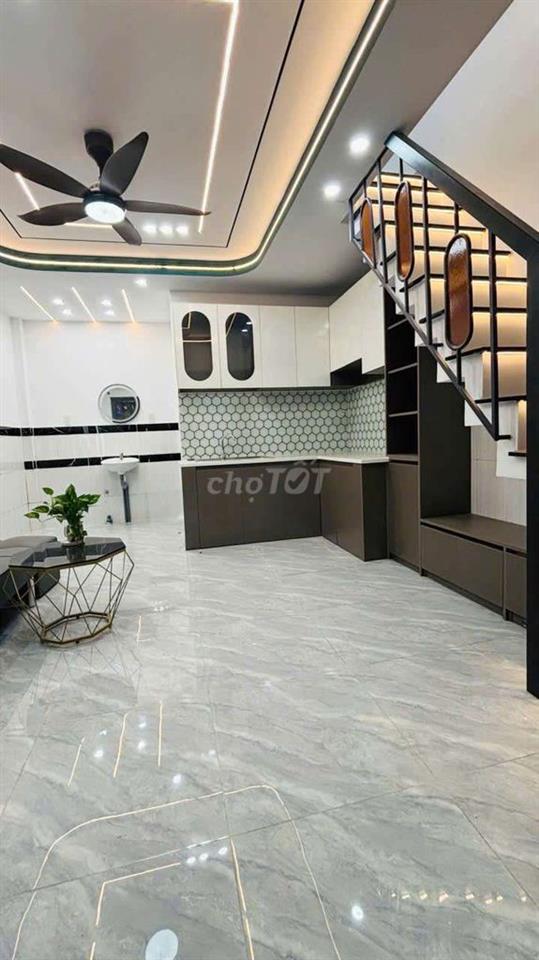 Nhà Mới 2 Tầng - 24m2 - 2PN - Gần Chợ Đầu Mối Hóc Môn - Gia Chỉ 1T39