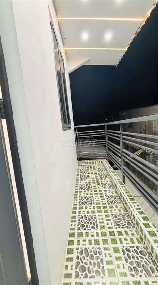 Nhà Mới 2 Tầng - 24m2 - 2PN - Gần Chợ Đầu Mối Hóc Môn - Gia Chỉ 1T39
