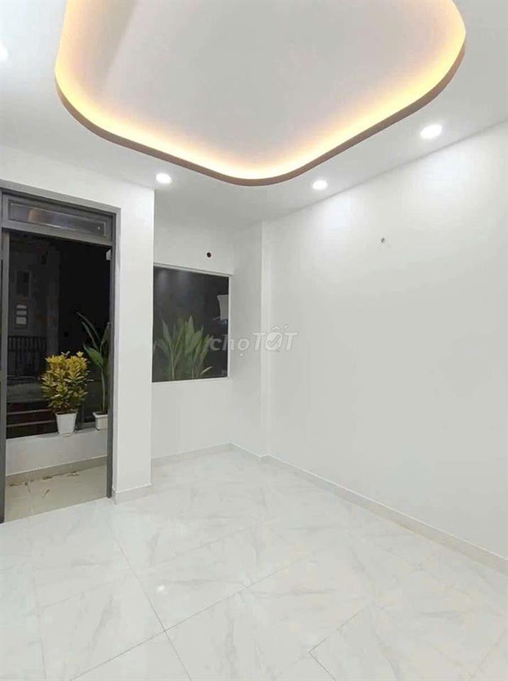 Hẻm Xe Hơi Thông- 2 Tầng- 31m2 - Bình Trị Đông - Bình Tân -Nhỉn 3Ty TL