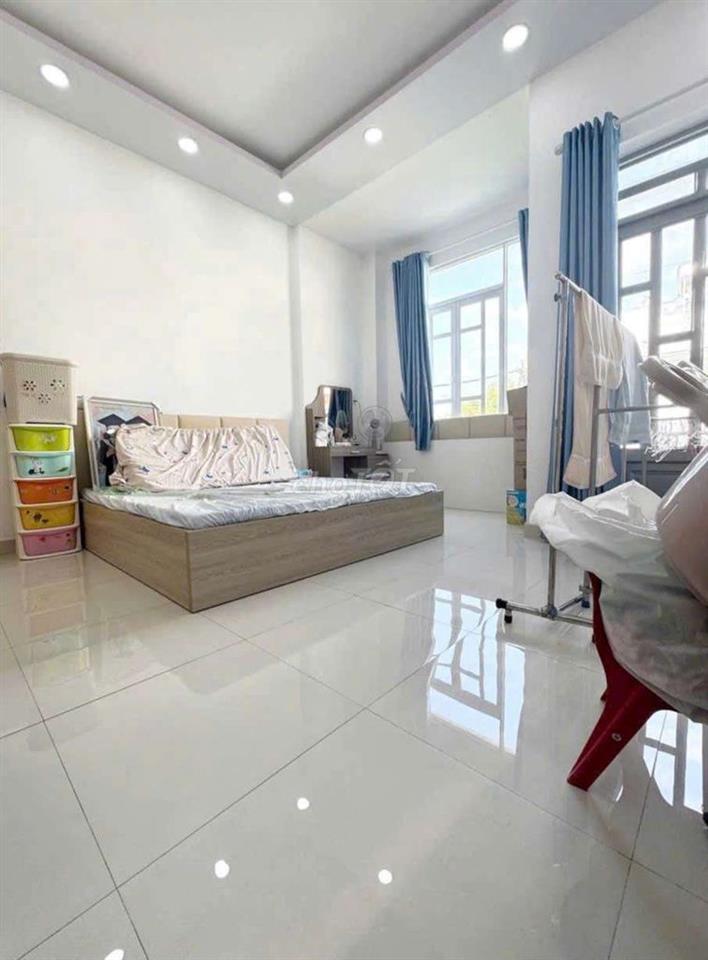 Hẻm 5m - Nhà 2 Tầng BTCT-56m2-Ngã Tư Bốn Xã-Bình Tân-Nhỉn 4TyTL