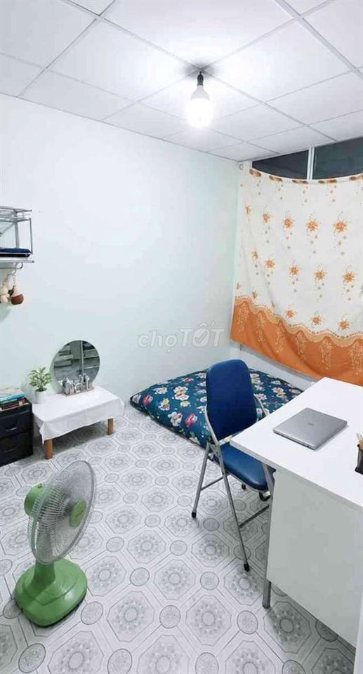Lê Văn Quới-Bình Tân - Nhà 2 Tầng -50m2 - Hẻm 5m - Giá Chỉ Hơn 4Tỷ Xíu