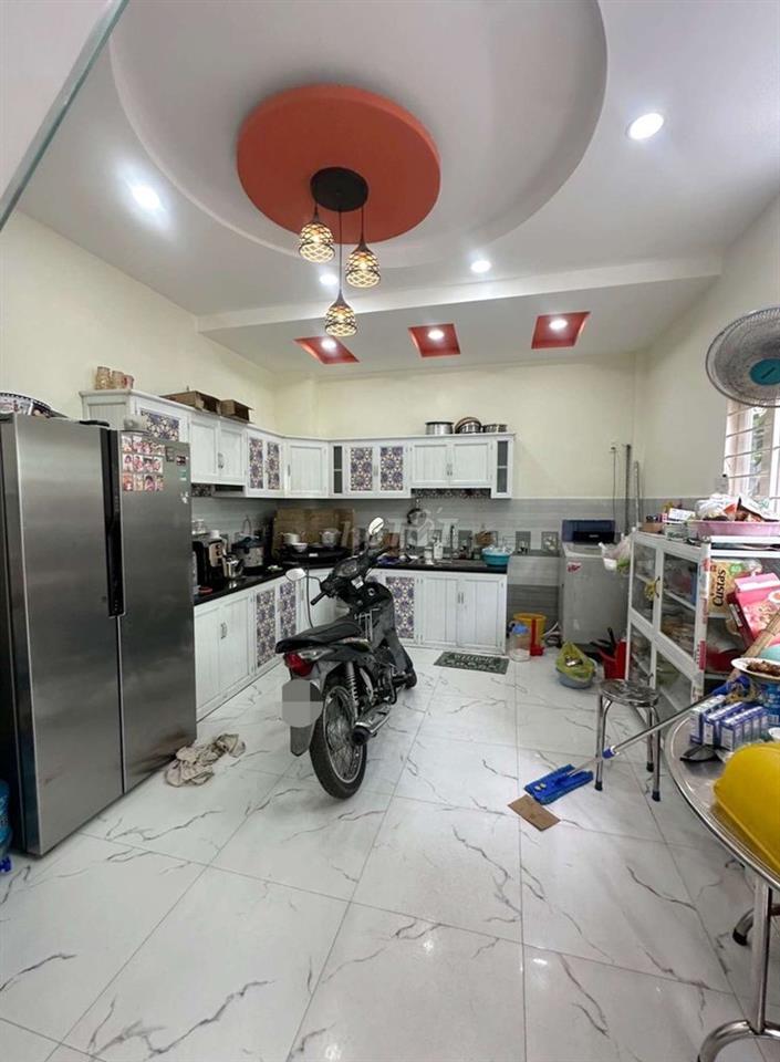 Bình Tân -Nhà 2 Tầng BTCT-64m2-3PN -Hẻm 5m-Giáp Tân Phú -Hơn 4Tỷ Xíu 