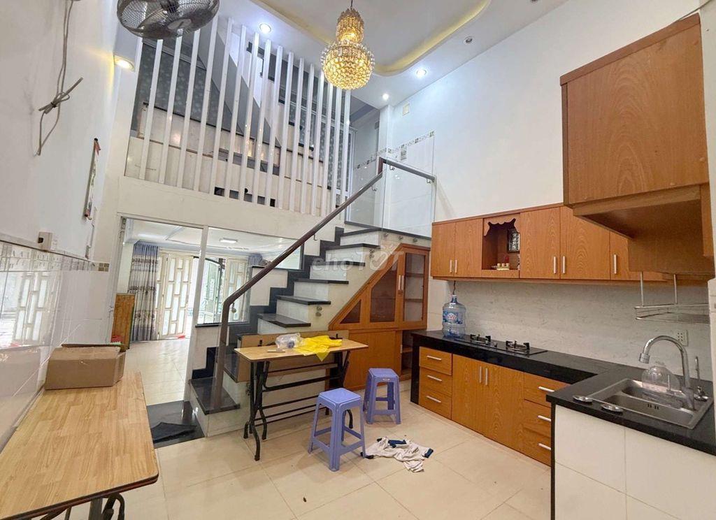 Nhà Bình Tân - Đường 6m Thông - 50m2 - 3 Tầng - 3PN - Giá 5Tỷ TL