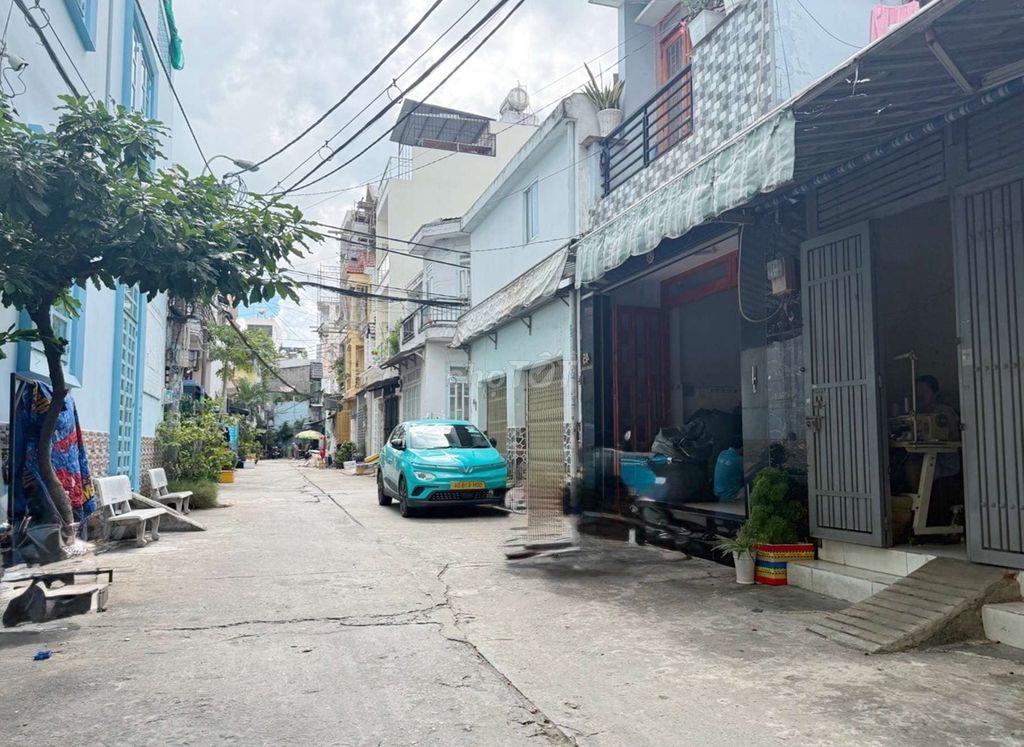 Nhà Bình Tân - Đường 6m Thông - 50m2 - 3 Tầng - 3PN - Giá 5Tỷ TL