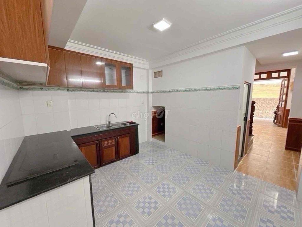 Bán nhà hẻm ô tô thông Bàu Cát, Tân Bình, 45m2, 6PN