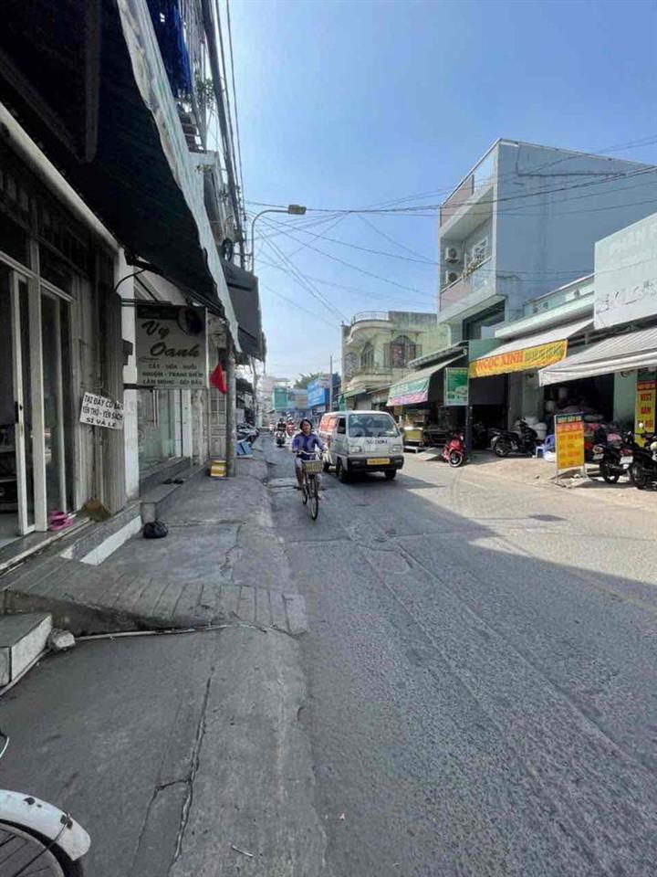 cần bán nhà quận Bình Tân