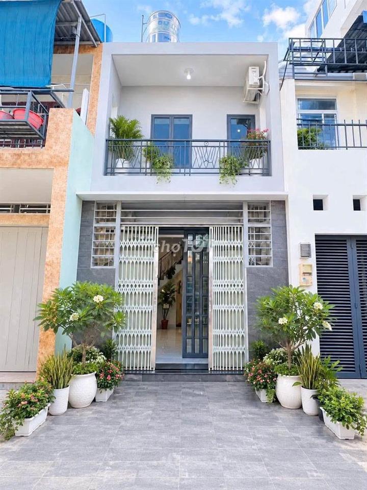 Bán nhà Lô Tư Bình Tân 40m2 hẻm 6m thông 2 tầng