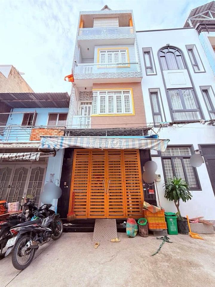 Bán nhà 4 tầng 40m2 hẻm 6m sát Aeon Tân Phú Bình Tân