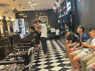 BÁN NHÀ NGUYỄN TRÃI Q1 SÁT CHỢ BẾN THÀNH , HẺM XE HƠI 6M , 4 × 16 
