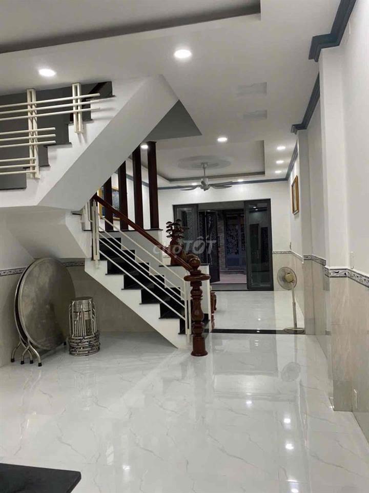 Bán nhà Bình Thành, Bình Tân, hẻm xe hơi