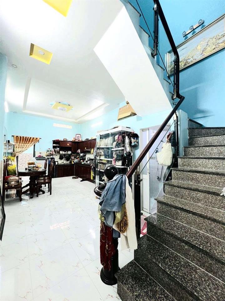 NHA HIẾM BÙI TƯ T𝐎À𝐍 𝐇EM 𝐗𝐄 TAI GẦN 𝐀𝐄𝐎𝐍 𝐌𝐀𝐋𝐋 𝐁ÌN𝐇 𝐓𝐀̂𝐍 𝐍𝐇𝐈̉𝐍𝐇 𝟔 𝐓𝐘̉ dd𝟏𝟕