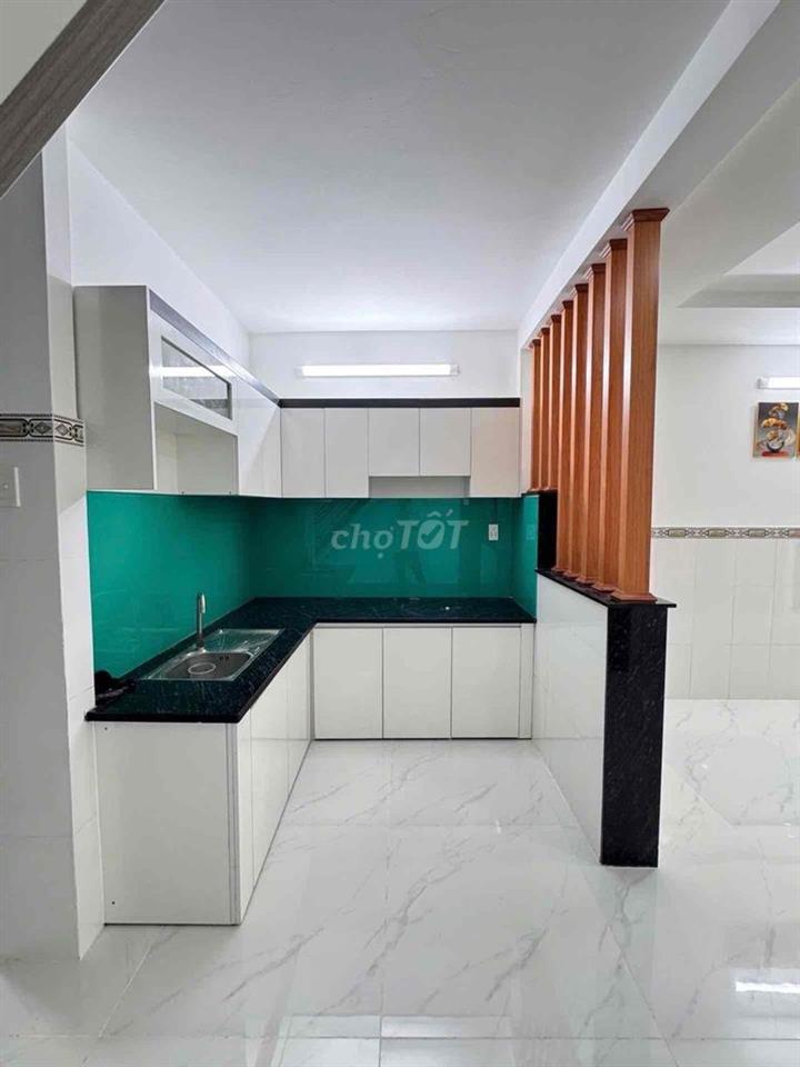 NHÀ 2 TẦNG MỚI ĐẸP NGAY LÊ VĂN QUỚI – HẺM XE HƠI – SỔ ĐẸP NỞ HẬU – CHỈ