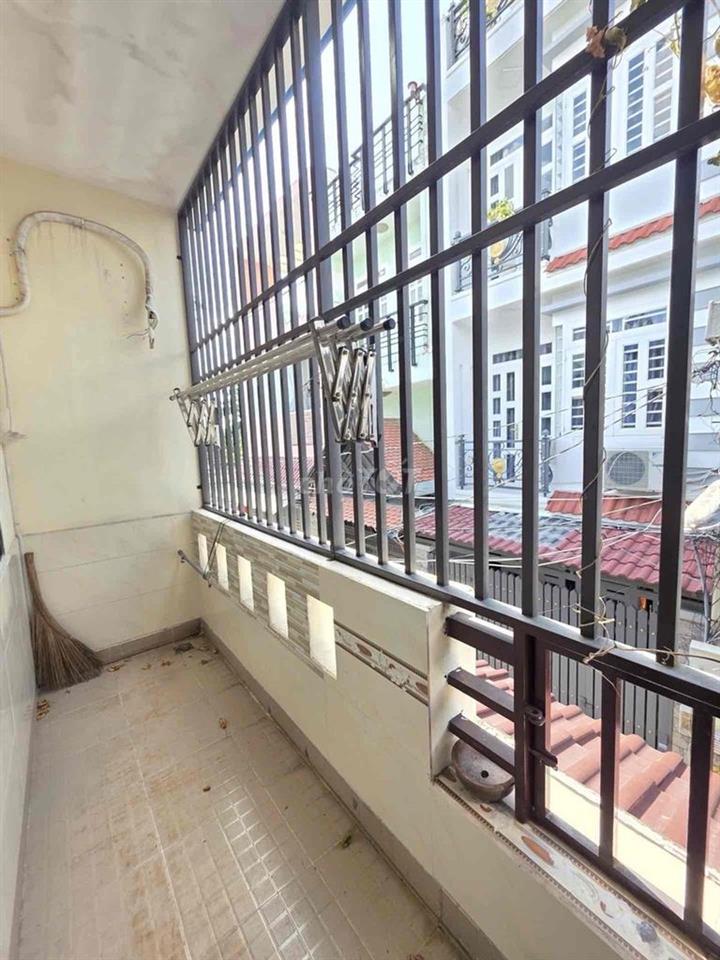 🏡 NHÀ LÊ VĂN QUỚI – HẺM XE HƠI 5M – 4x10M VUÔNG – 2 TẦNG 3PN 2WC – SHR