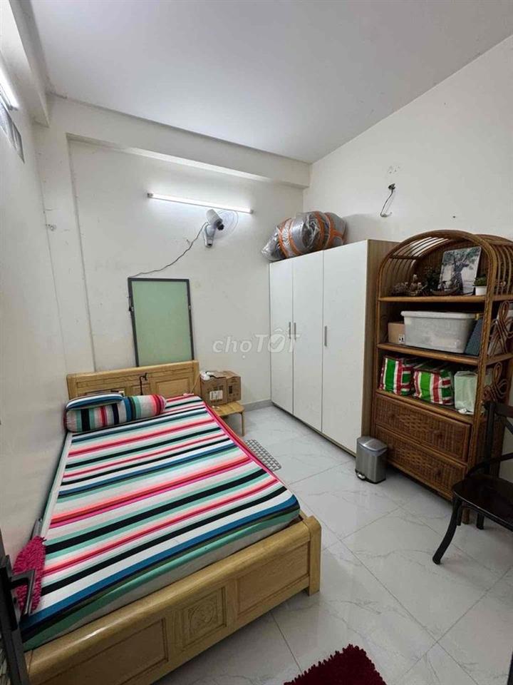 NHÀ MỚI 3 TẦNG – 5 PN CÓ PHÒNG TRỆT – KHU PHÂN LÔ LÊ TẤN BÊ – CHỈ 5,25