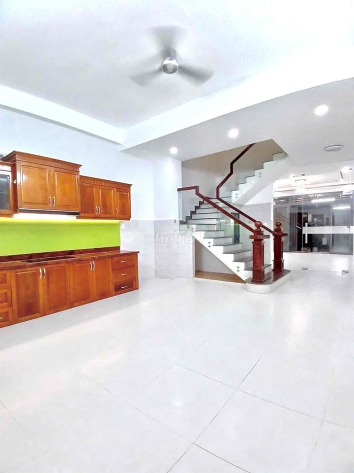 NHÀ GÒ DẦU 4 tầng 90m² - Hẻm ô tô - 4PN - Gần AEON Tân Phú