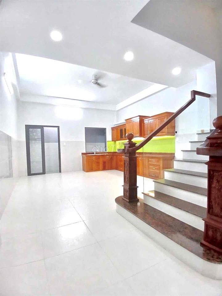 NHÀ GÒ DẦU 4 tầng 90m² - Hẻm ô tô - 4PN - Gần AEON Tân Phú