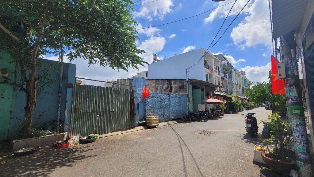 BÁN ĐẤT 4X14M HẺM 8M 1/LK 5-6 GIÁ 3.9 TỶ