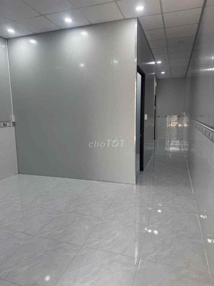 NHÀ CẤP 4 mt nhựa 8m bình tân
