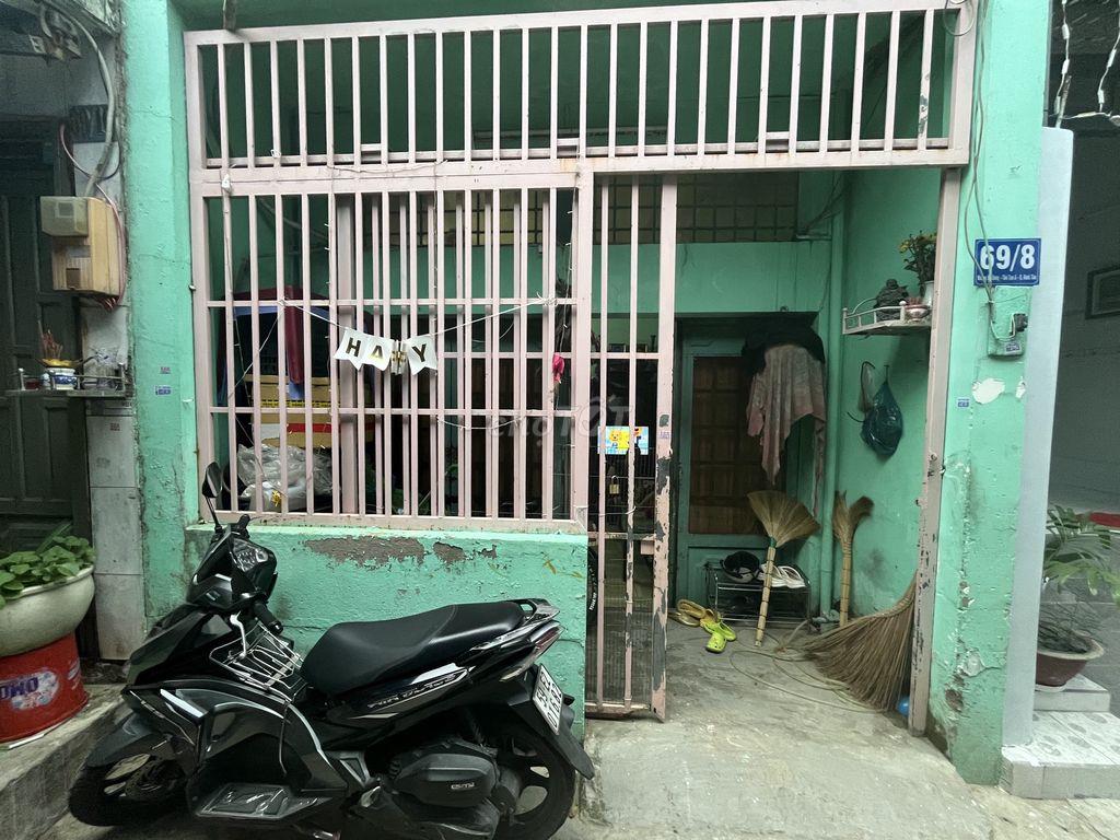 Bán Nhà Cũ , Đường Đang Mở Rộng , Giá Cả Thương Lượng Thêm !!!