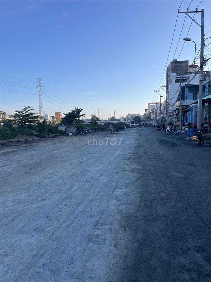 Bán Nhà Cũ , Đường Đang Mở Rộng , Giá Cả Thương Lượng Thêm !!!