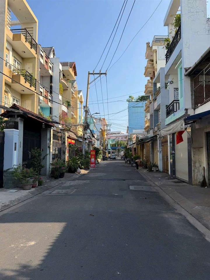 Bán Nhà 65m2 Gần Siêu Thị AEON Tân Phú 5phút
