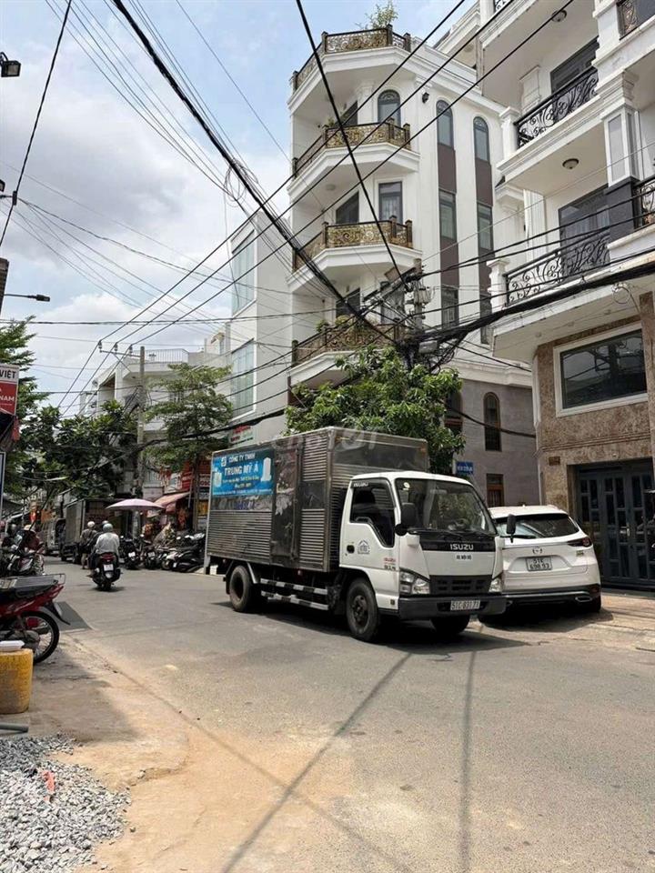Bán Nhà 65m2 Gần Siêu Thị AEON Tân Phú 5phút
