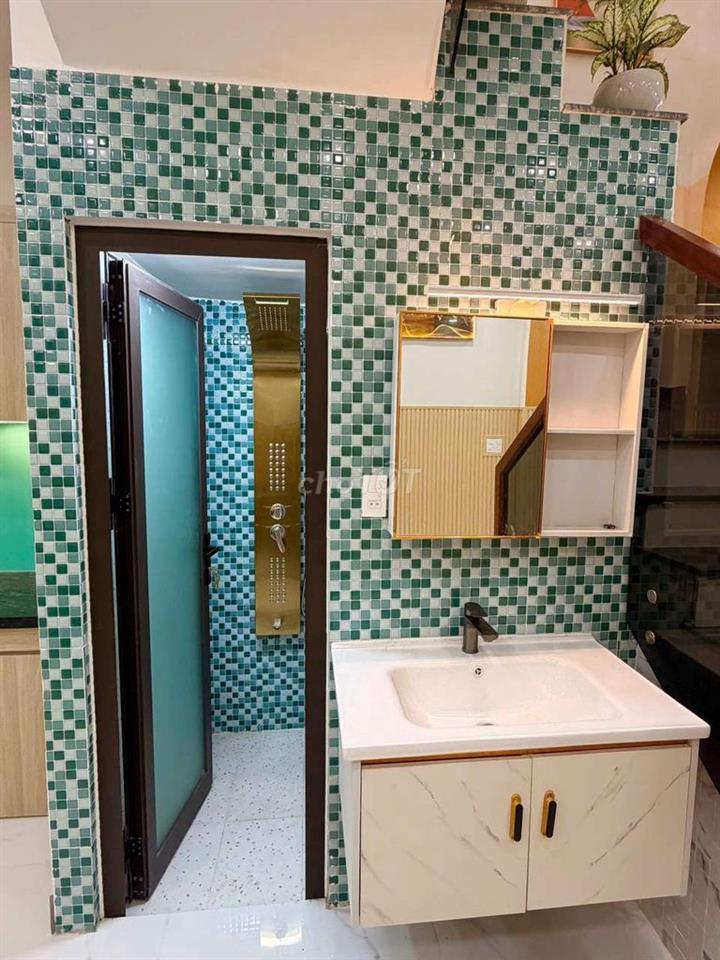 Bán Nhà 65m2 Cạnh AEON TP đường 26/3 
