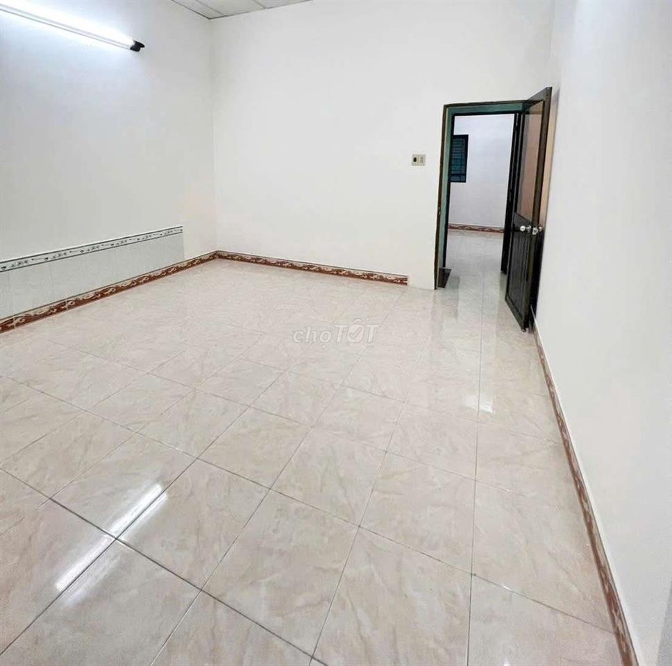 Cho Thuê 4x16 gần Sân Bay Tân Sơn Nhất , Tân Bình 