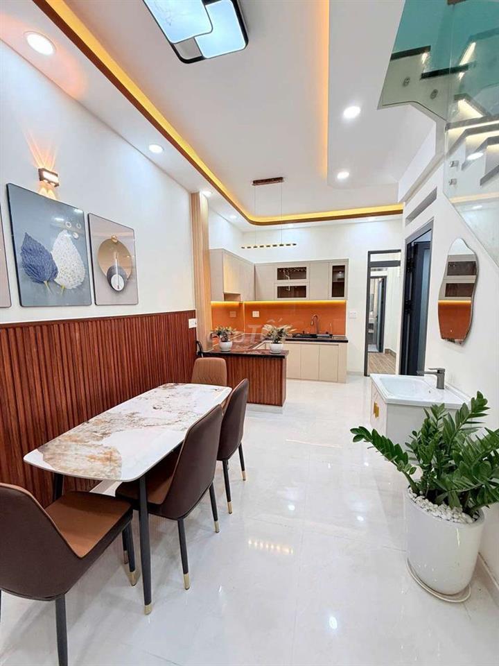 Bán Nhà 65m2 Gần Gò Dầu sát AEON Tân Phú chỉ 500m 