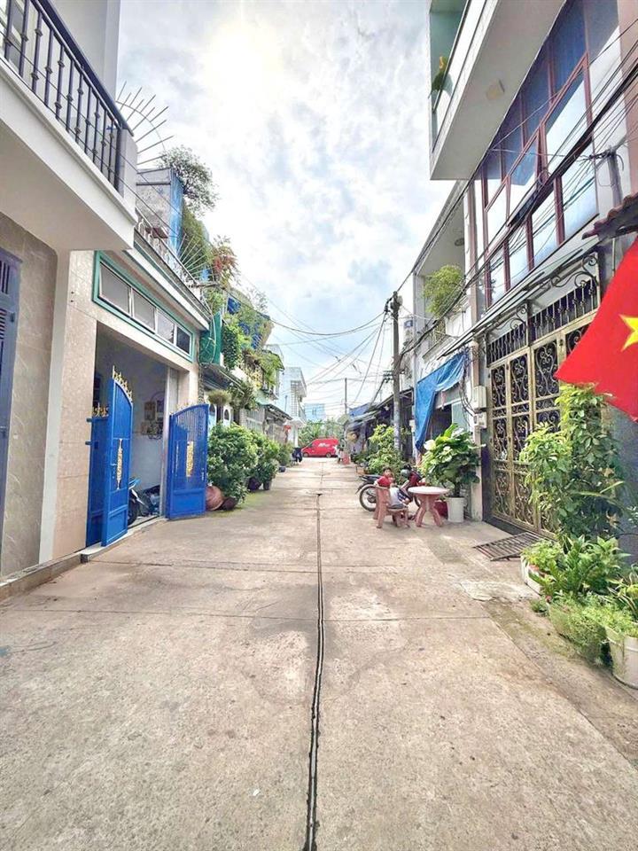 Bán Nhà 52m2 đúc 1 Lầu BTCT gần Gò Xoài p Bình Hưng Hòa A