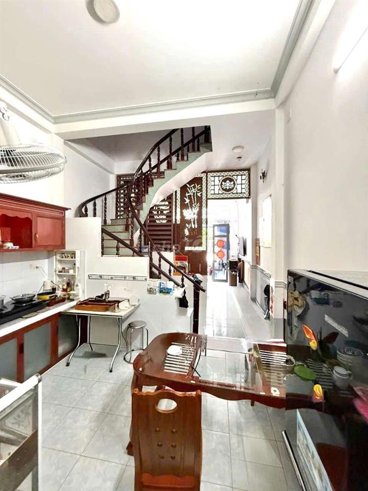 Bán Nhà 52m2 đúc 1 Lầu BTCT gần Gò Xoài p Bình Hưng Hòa A