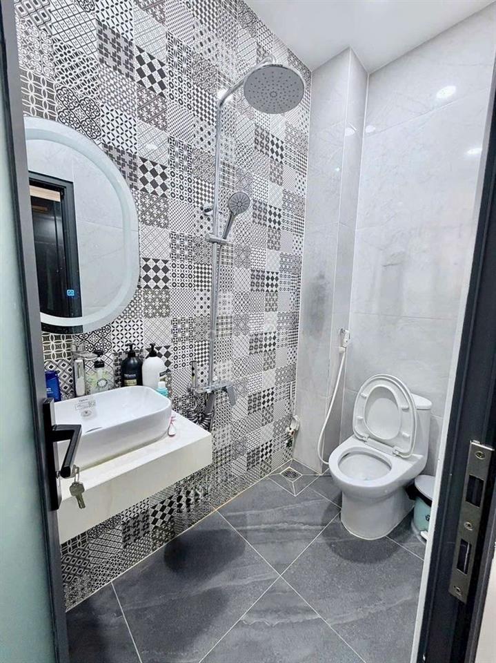 Bán Nhà 60m2, 1 Lầu gần Chợ 26/3 cách Siêu Thị AEON Tân Phú 3phut
