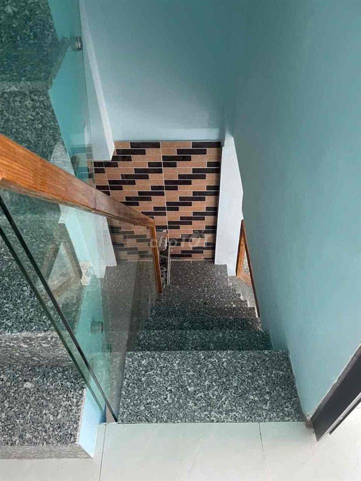 Nhà bán sổ hồng Bình Tân