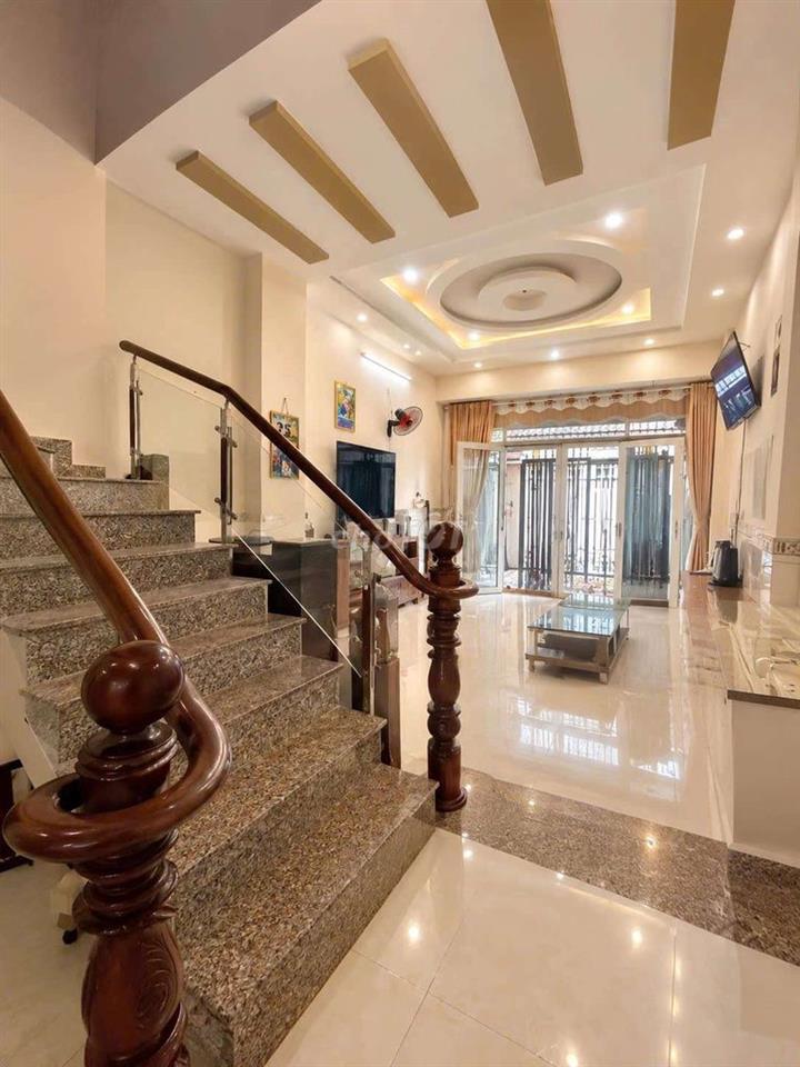 Chủ Ngộp Gấp Bán Nhà Đẹp tại Lê Trọng Tấn, DT 80m2, nở hậu tài lộc,hxh