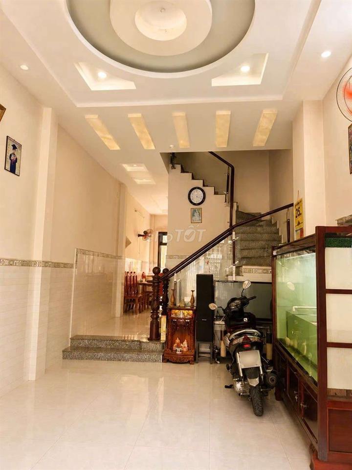 Chủ Ngộp Gấp Bán Nhà Đẹp tại Lê Trọng Tấn, DT 80m2, nở hậu tài lộc,hxh