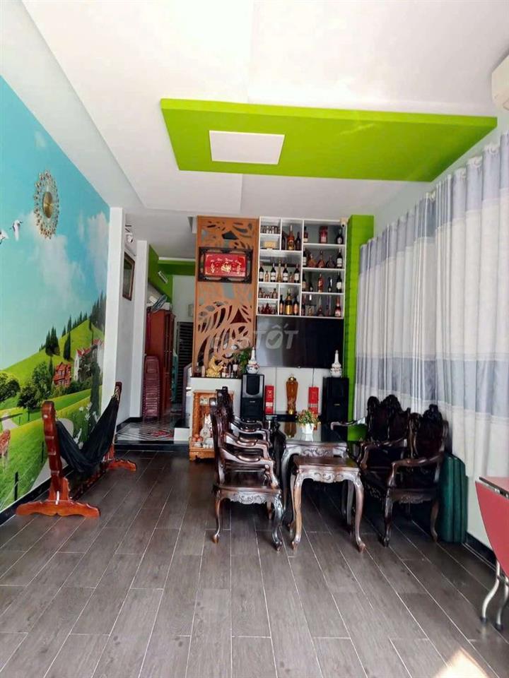 NHÀ MẶT TIỀN
