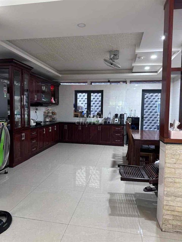 Bán Nhà Cách Đường Tên Lửa 20m, DT 5x21.5 / 3 Tấm Rưỡi, SHR