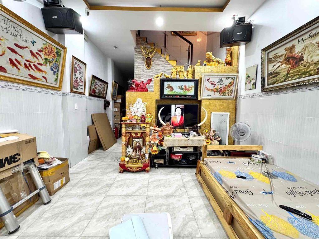 AN DƯƠNG VƯƠNG. LÝ CHIÊU HOÀNG. 4 TẦNG. DT 4X11M. 4 TỶ HƠN. HẺM 5M