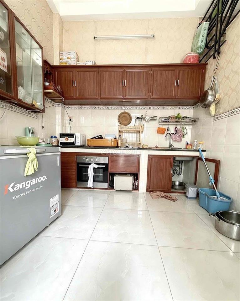 HIẾM MT KINH DOANH BÌNH TRỊ ĐÔNG - ĐỐI DIỆN TRƯỜNG HỌC BÌNH TRỊ 1
