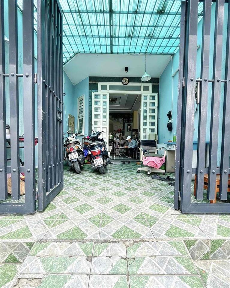 HIẾM MT KINH DOANH BÌNH TRỊ ĐÔNG - ĐỐI DIỆN TRƯỜNG HỌC BÌNH TRỊ 1