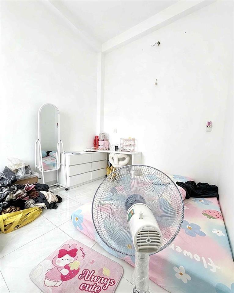 HIẾM MT KINH DOANH BÌNH TRỊ ĐÔNG - ĐỐI DIỆN TRƯỜNG HỌC BÌNH TRỊ 1