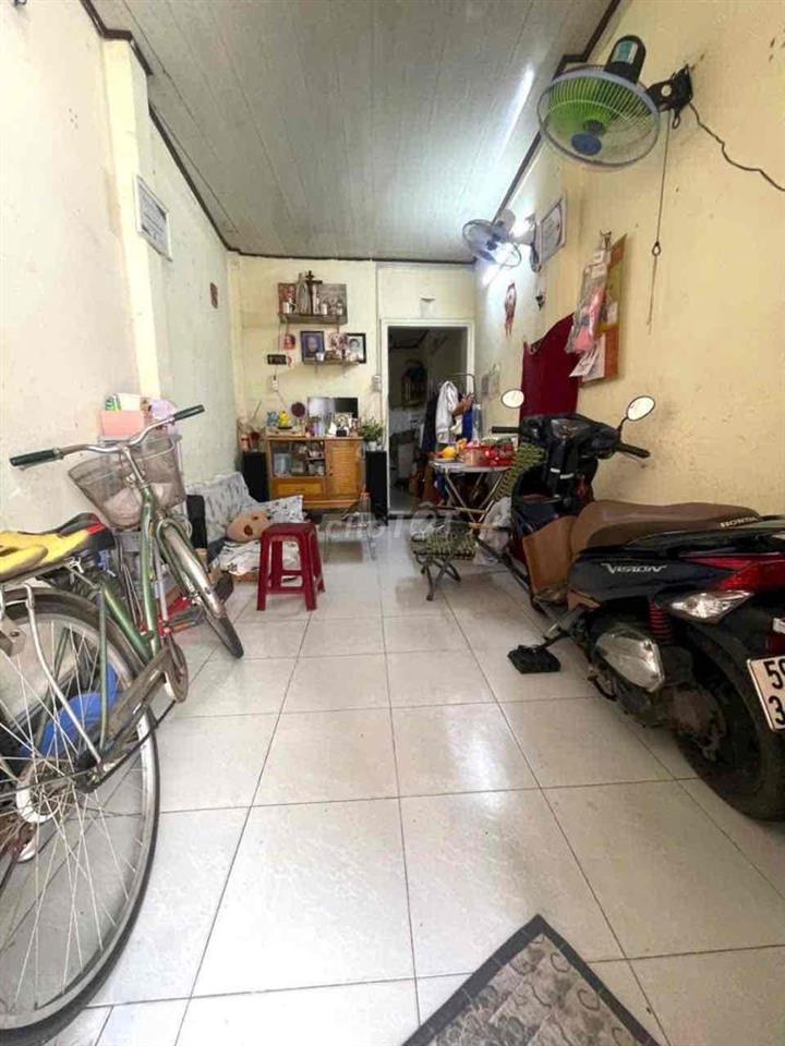 nhà ở Bình Tân cần bán