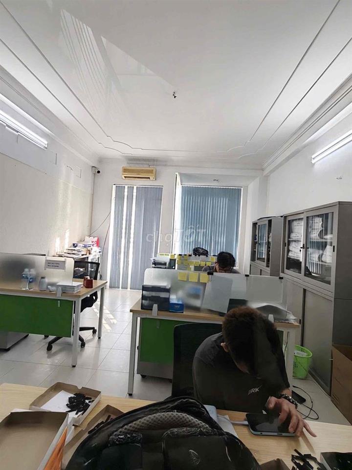 Nhà MT khu Aeon Tên Lửa 5x20,3.5 tấm,4 phòng