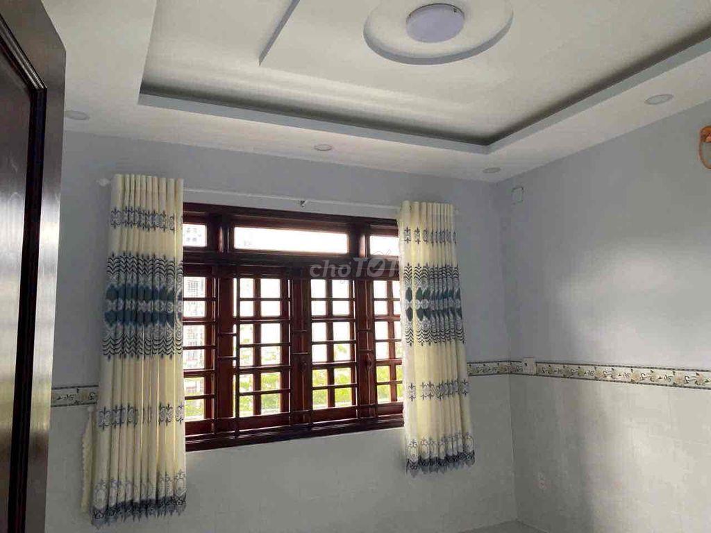 Biệt Thự sát Aeon Tên Lửa